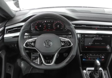 Volkswagen Arteon Fastback Facelifting 2.0 TSI 190KM 2023 Volkswagen Arteon 2.0 Benzyna 190KM, zdjęcie 18