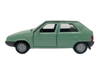 SKODA FAVORIT METALOWY MODEL 1:34 WELLY