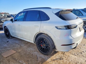 Porsche Cayenne III 2021 Porsche Cayenne GTS 2021 4.0 Benzyna 453KM, zdjęcie 1