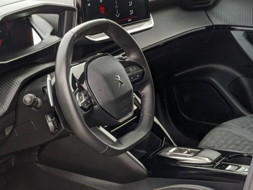 Peugeot 2008 II SUV 1.2 PureTech 130KM 2022 Peugeot 2008 Rezerwacja 1.2 Benzyna 130KM, zdjęcie 21