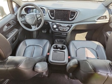 Chrysler Pacifica II 2023 Chrysler Pacifica Hybrid Touring L 2023 3.6l 3.6 Hybryda 260KM, zdjęcie 8