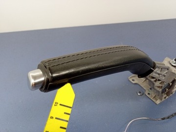 VOLVO V40 II РЫЧАГ РУЧНОГО ТОРМОЗА 31381647