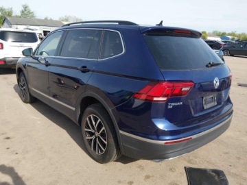 Volkswagen Tiguan II 2021 Volkswagen Tiguan 2021 VOLKSWAGEN TIGUAN 2.0T SE2.0T SE R-LINE BLACK2.0T S, zdjęcie 5