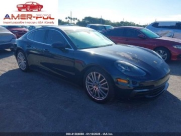 Porsche Panamera II Executive 3.0 330KM 2018 Porsche Panamera Panamera 4 3.0 Benzyna 330KM