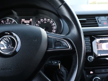 Skoda Octavia III Kombi 1.8 TSI 180KM 2014 Skoda Octavia 1.8 TSI, Salon Polska, Klima, zdjęcie 16