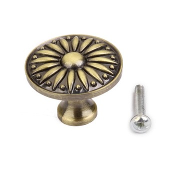 Round cupboard knob