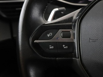 Peugeot 2008 II SUV 1.5 BlueHDi 130KM 2020 Peugeot 2008 Allure Business automat navi kamera, zdjęcie 32