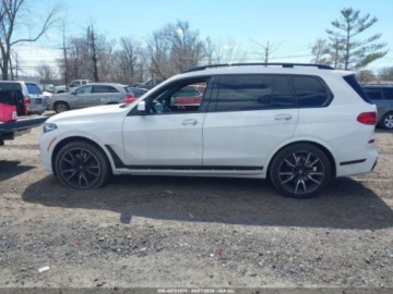 BMW X7 2022 BMW X7 XDrive40i 2022, 3.0L R6 335KM, auto odpala i jezdzi, od ubezpieczal, zdjęcie 7