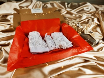 Комплект нижнего белья, бюстгальтер, стринги, пояс, 21к 44 XXL