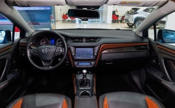 Toyota Avensis III Sedan Facelifting 2015 1.8 Valvematic 147KM 2018 Toyota Avensis 1.8 Premium 1.8 BenzynaLPG 147KM, zdjęcie 16