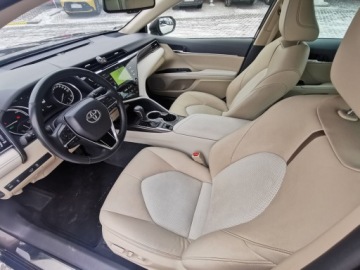 Toyota Camry IX Sedan 2.5 Hybrid Dynamic Force 218KM 2020 Toyota Camry 2.5 Hybrid Executive CVT 2.5 Hybrid E, zdjęcie 2