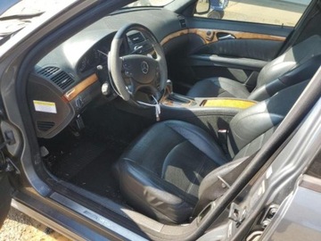 Mercedes Klasa E W211 2008 Mercedes-Benz Klasa E 63 Amg 2008 6.2 Benzyna 507KM, zdjęcie 7