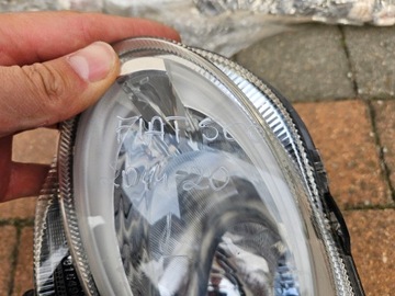 2015R + FIAT 500 FACELIFT SVĚTLOMET HALOGEN PRAVÝ SVĚTLO DRL LED W NÁRAZNÍK