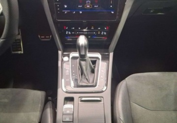 Volkswagen Arteon Fastback Facelifting 2.0 TDI 200KM 2021 Volkswagen Arteon VAT 23 Elegance 2.0TDI 200KM DSG 2021 r., salon PL, I wl, zdjęcie 22