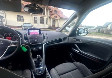 Opel Zafira C Tourer 1.4 Turbo ECOTEC 140KM 2013 Opel Zafira 7 miejsc 1.4 Benzyna 140KM, zdjęcie 4
