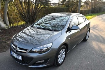 Opel Astra Fabryczny LPG 1 wl Krajowy Bezwypad...