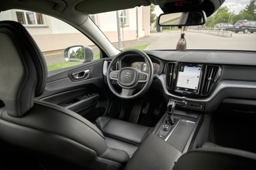 Volvo XC60 II Crossover D3 150KM 2018 SZARE XC60 __ PIĘKNIE UTRZYMANE __KUBEŁKOWE FOTELE, zdjęcie 33