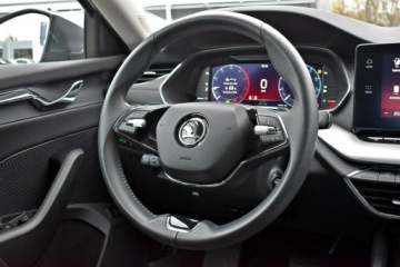 Skoda Octavia IV Liftback 2.0 TDI 150KM 2023 Škoda Octavia Skoda Octavia Bezwypadkowy / Salon, zdjęcie 17