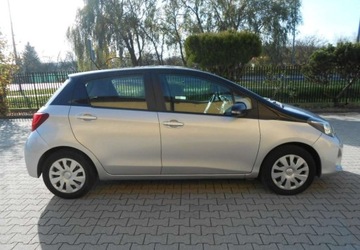 Toyota Yaris III Hatchback 5d Facelifting 1.0 VVT-i 69KM 2014 Toyota Yaris Toyota Yaris III BenzynaLPG 70KM, zdjęcie 6