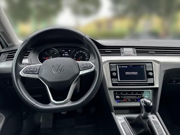 Volkswagen Passat B8 Variant Facelifting 2.0 TDI SCR 150KM 2020 Volkswagen Passat 2.0TDI EVO B8 Essence Premium, K, zdjęcie 13