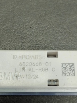 BMW 7 G11 LAMPA INTERIÉR LED 6820668