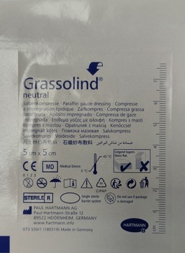 Opatrunek GRASSOLIND 5x5cm 1szt. HARTMANN z maścią