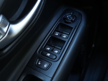 Jeep Renegade SUV Facelifting 1.3 GSE T4 Turbo 150KM 2019 Jeep Renegade 1.3 T-GDI, Salon Polska, Serwis ASO, zdjęcie 17