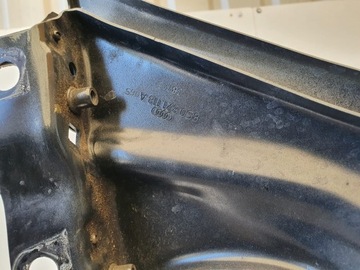 AUDI OE 8S0821118A BLATNÍK