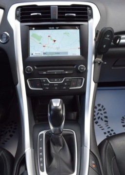 Ford Mondeo V Kombi 2.0 TDCi 150KM 2018 Ford Mondeo SW 2.0 TDCI PowerShif Titanium Fuul Ledy kamera Lopatki Navi A, zdjęcie 30