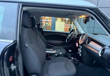 Mini Clubman R55 2008 MINI Clubman MINI Clubman Cooper D 1.6 Diesel 110KM, zdjęcie 15