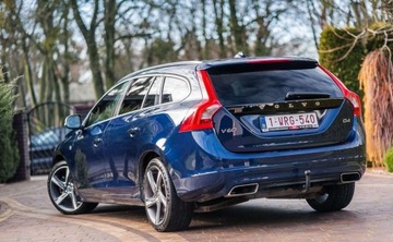 Volvo V60 I Kombi Facelifting 2.0 D4 DRIVE-E 181KM 2015 Volvo V60 Volvo V60 D4 Ocean Race 2.0 Diesel 181KM, zdjęcie 4
