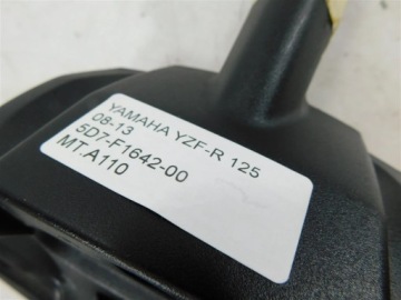 КРЕПЛЕНИЕ ПЛАСТИНЫ КРЫЛА YAMAHA YZF-R 125 08-13 5D7-F1642-00