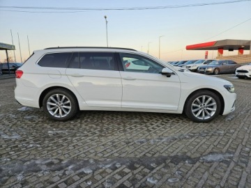 Volkswagen Passat B8 Variant 2.0 TDI BlueMotion SCR 150KM 2019 Volkswagen Passat Variant 2,0 diesel 150KM DSG LED, zdjęcie 18