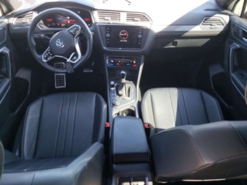 Volkswagen Tiguan II 2023 Volkswagen Tiguan 2023 2.0L Turbo AWD 2.0 Benzyna 184KM, zdjęcie 7