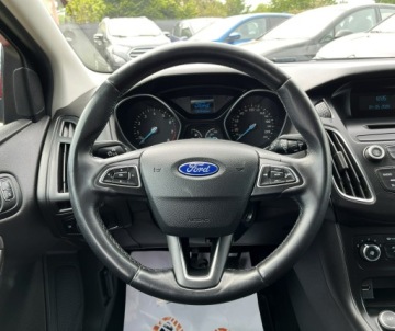 Ford Focus III Kombi Facelifting 1.0 EcoBoost 125KM 2015 Ford Focus Lift / Serwisowany / Bezwypadkowy, zdjęcie 10