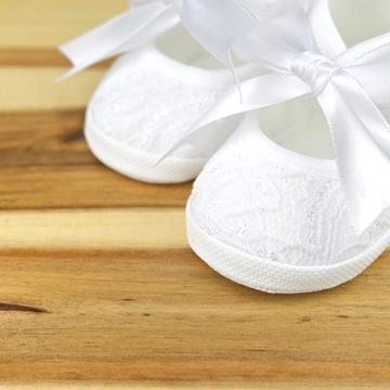 БЕЛЫЕ КРЕСТИЛЬНЫЕ ТУФЛИ ДЛЯ ДЕВОЧЕК, ДЕТСКИЕ ТУФЛИ НА ЗАВЯЗКАХ, ВЕСНА 10