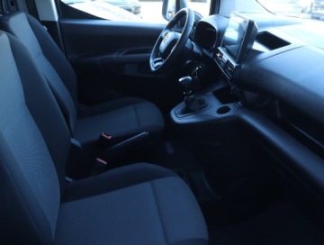 Toyota 2022 Toyota ProAce City Verso 1.5 D-4D, Salon Polska, zdjęcie 8