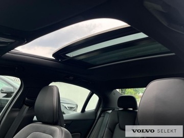 Volvo S60 III Sedan Facelifting 2.0 B4 197KM 2024 Volvo S60 FV23% B4 Plus Dark Full-LED Panorama BLI, zdjęcie 15