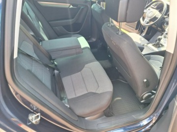 Volkswagen Passat B7 Variant 1.4 TSI BlueMotion 122KM 2013 Volkswagen Passat Klimatronik Nawigacja Ledy, zdjęcie 15