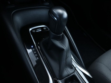 Toyota Corolla XII Sedan 1.8 Hybrid 122KM 2022 Toyota Corolla 1.8 Hybrid, Salon Polska, zdjęcie 15