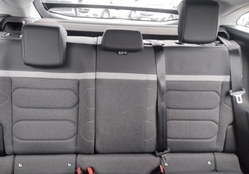 Citroen 2023 Citroen C4 FEEL Pack 1.2 Turbo 130KM EAT8 1.2 Benzyna 130KM, zdjęcie 8