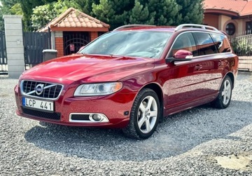 Volvo V70 III Kombi 2.5 T 231KM 2009 Volvo V70 2.5T 231KM SUMMUM Lift PDC Xenon skory ele fotele 2.5 Benzyna, zdjęcie 8