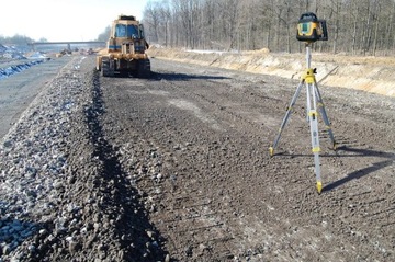 СИСТЕМА NIVEL NL520R ЦИФРОВОЙ ЛАЗЕРНЫЙ УРОВЕНЬ ВРАЩАЮЩИЙСЯ ЛАЗЕРНЫЙ НАБОР