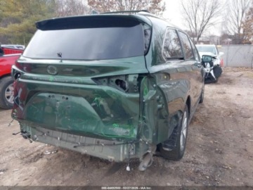 Toyota Sienna III 2022 Toyota Sienna Platinum 2022 2.5 Hybryda 189KM, zdjęcie 5