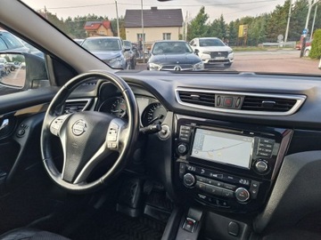 Nissan Qashqai II Crossover 1.2 DIG-T 115KM 2014 Nissan Qashqai Benzyna Tekna Navigacja Panorama, zdjęcie 24