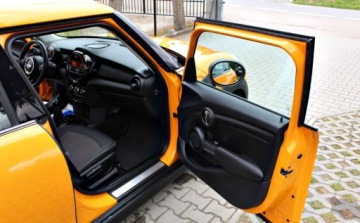 Mini One II 2015 MINI ONE 1.2 i Podgrzewane fotele Tempomat 1 rok gwarancji w cenie, zdjęcie 16