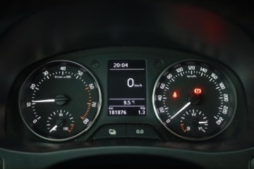 Skoda Fabia II Hatchback Facelifting 1.4 16V 85KM 2014 Skoda Fabia 1.4 16V, Salon Polska, Klima, zdjęcie 7