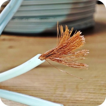 ДВУХПРОВОДНОЙ ПРОФЕССИОНАЛЬНЫЙ АУДИОКАБЕЛЬ, БЕЛЫЙ OFC 2x1,5мм 1М