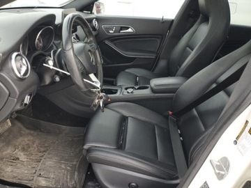 Mercedes CLA C117 2018 Mercedes-Benz CLA 2018 MERCEDES-BENZ CLA 250 4MATIC 2.0 Benzyna 221KM, zdjęcie 7