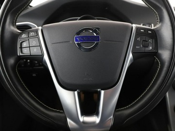 Volvo V60 I Kombi Facelifting 2.0 D2 DRIVE-E 120KM 2017 Volvo V60 Linje Svart D2 skóra navi PDC grzane, zdjęcie 20